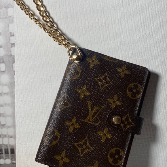 Authentic Louis Vuitton Monogram Agenda Cover - Picture 3 of 12